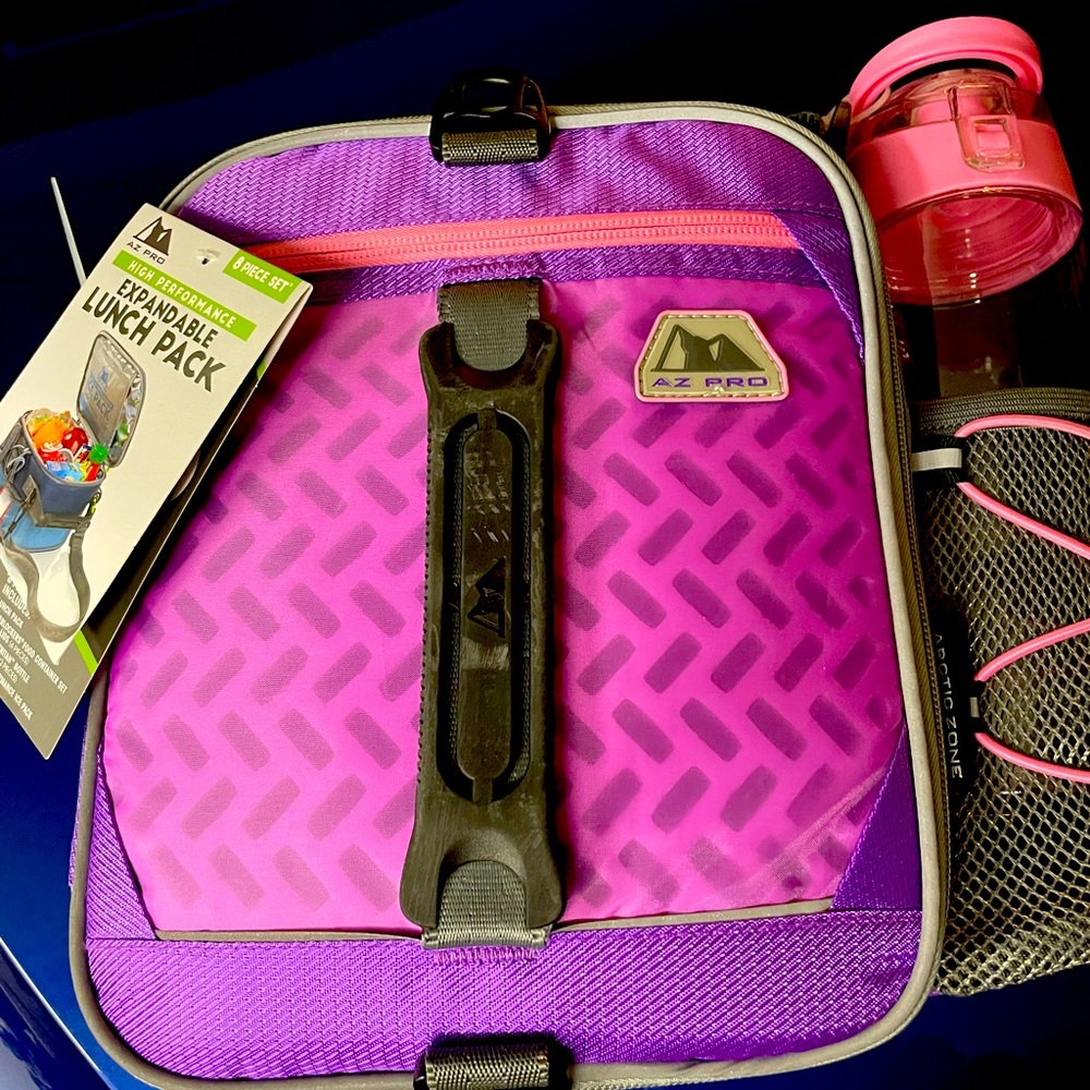 Expandable lunch boxes